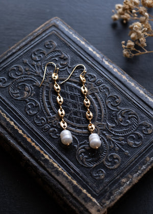 Golden Link and Pearl Drop Earrings