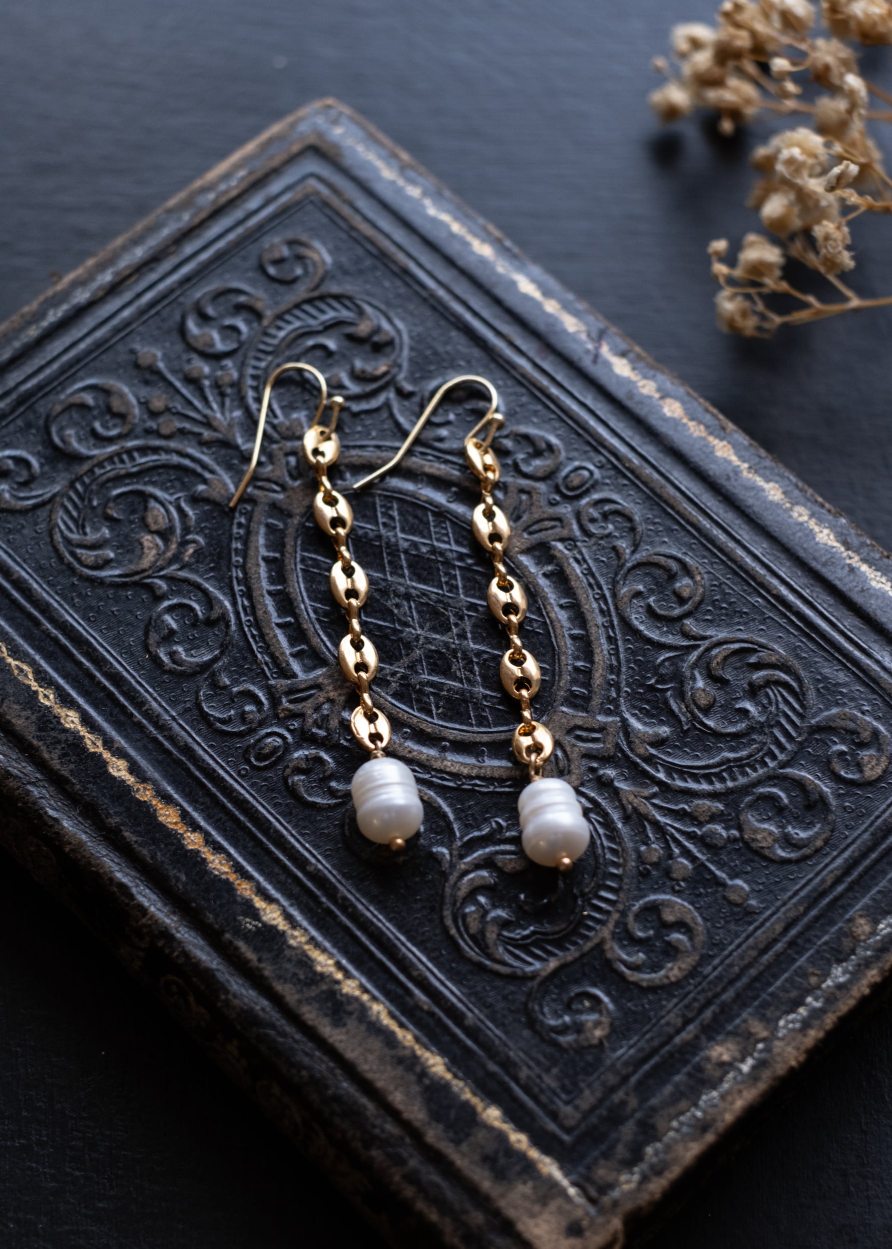 Golden Link and Pearl Drop Earrings