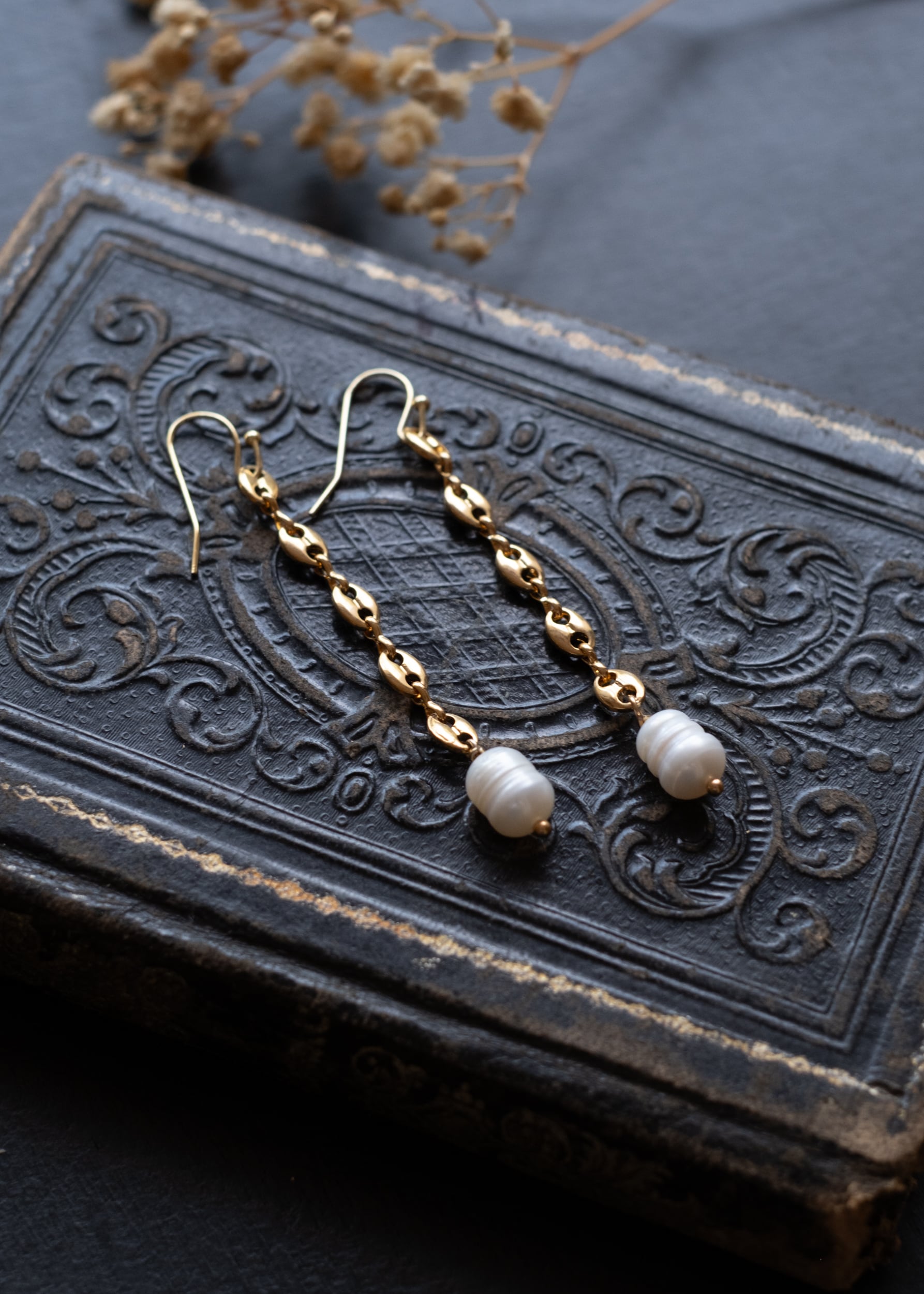 Golden Link and Pearl Drop Earrings
