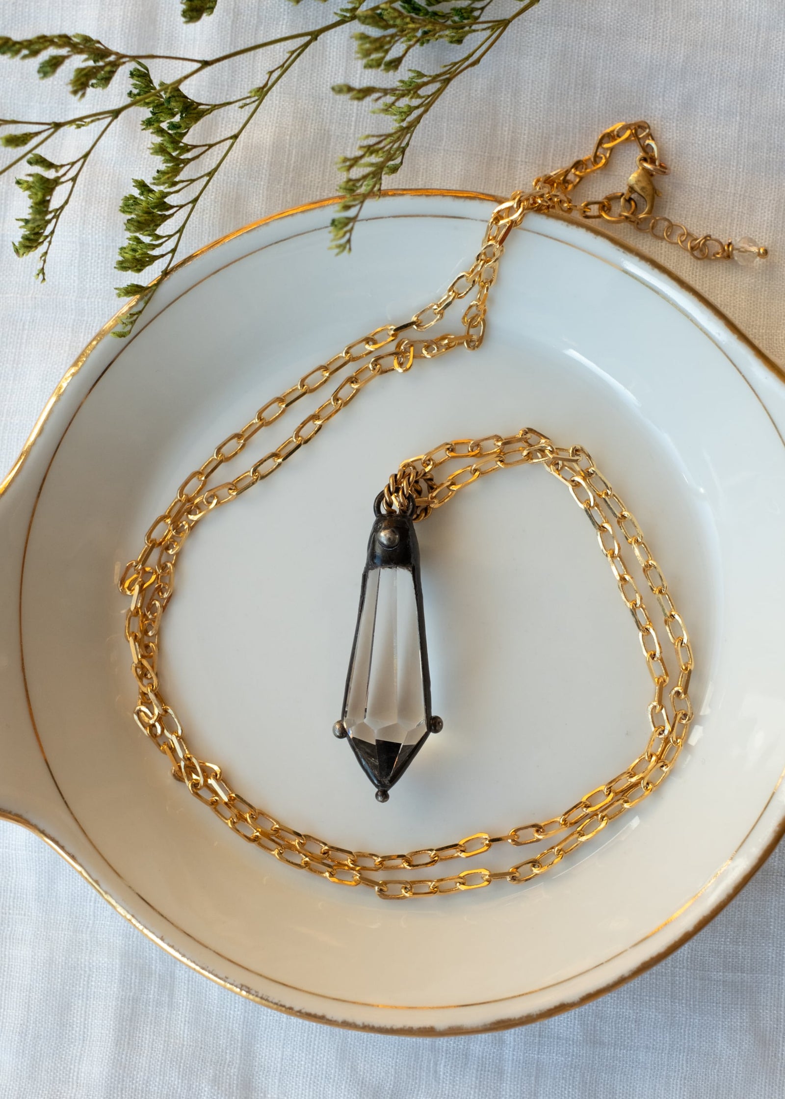 Clarity in Light Necklace