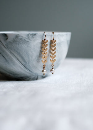 Modern Gold & Pearl Earrings