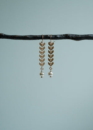 Modern Gold & Pearl Earrings