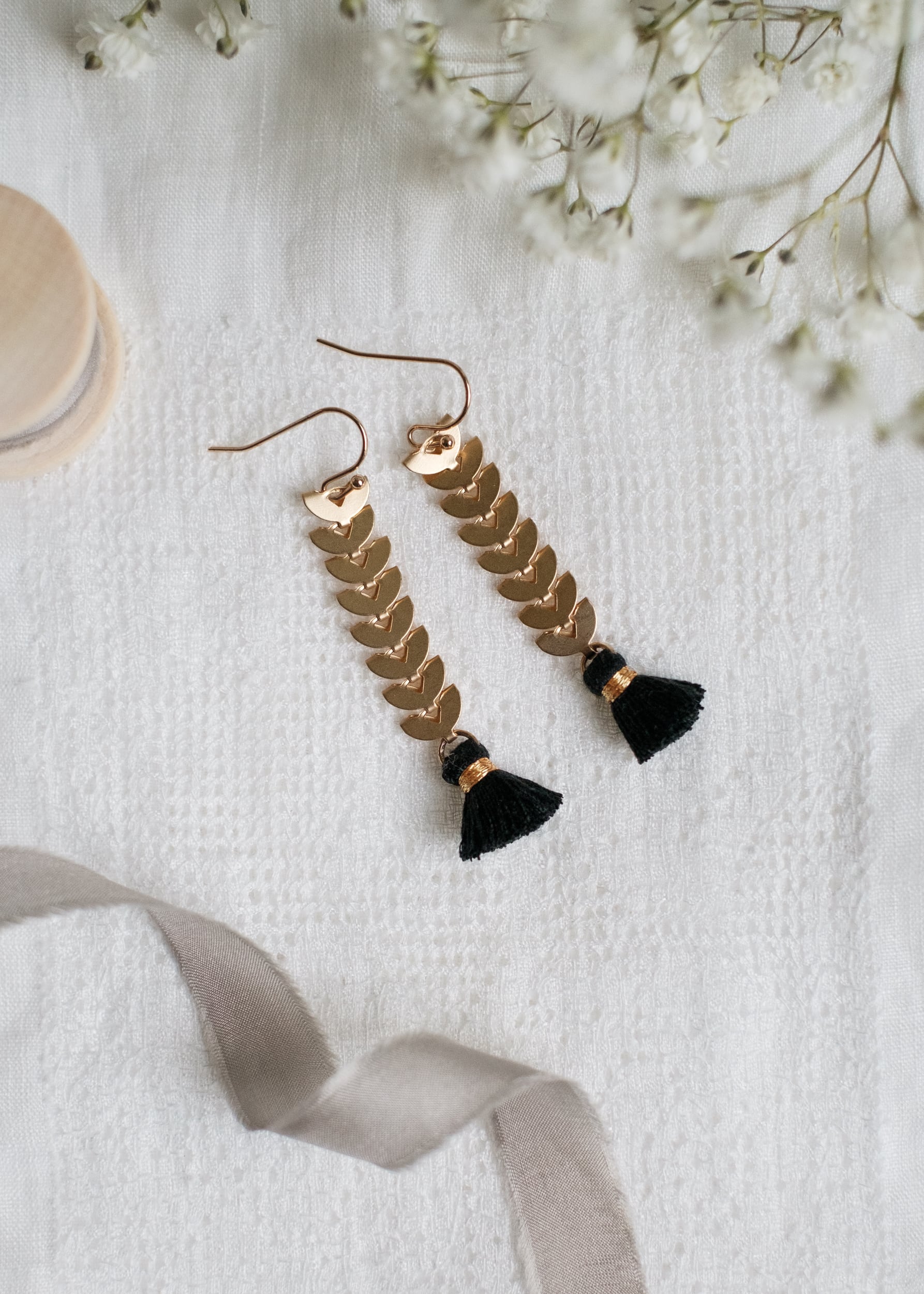 Fishbone Chain Tassel Earrings