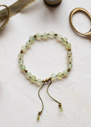 Jade Tassel and Prehnite Adjustable Bracelet by Atelier 363, photo d