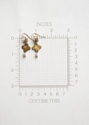 Golden Clover Pearl Earrings