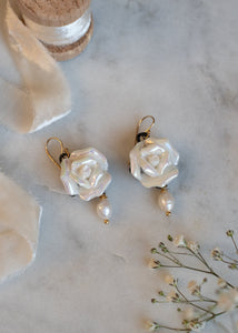 Ceramic Rose and Pearl Earrings by Atelier 363, photo d