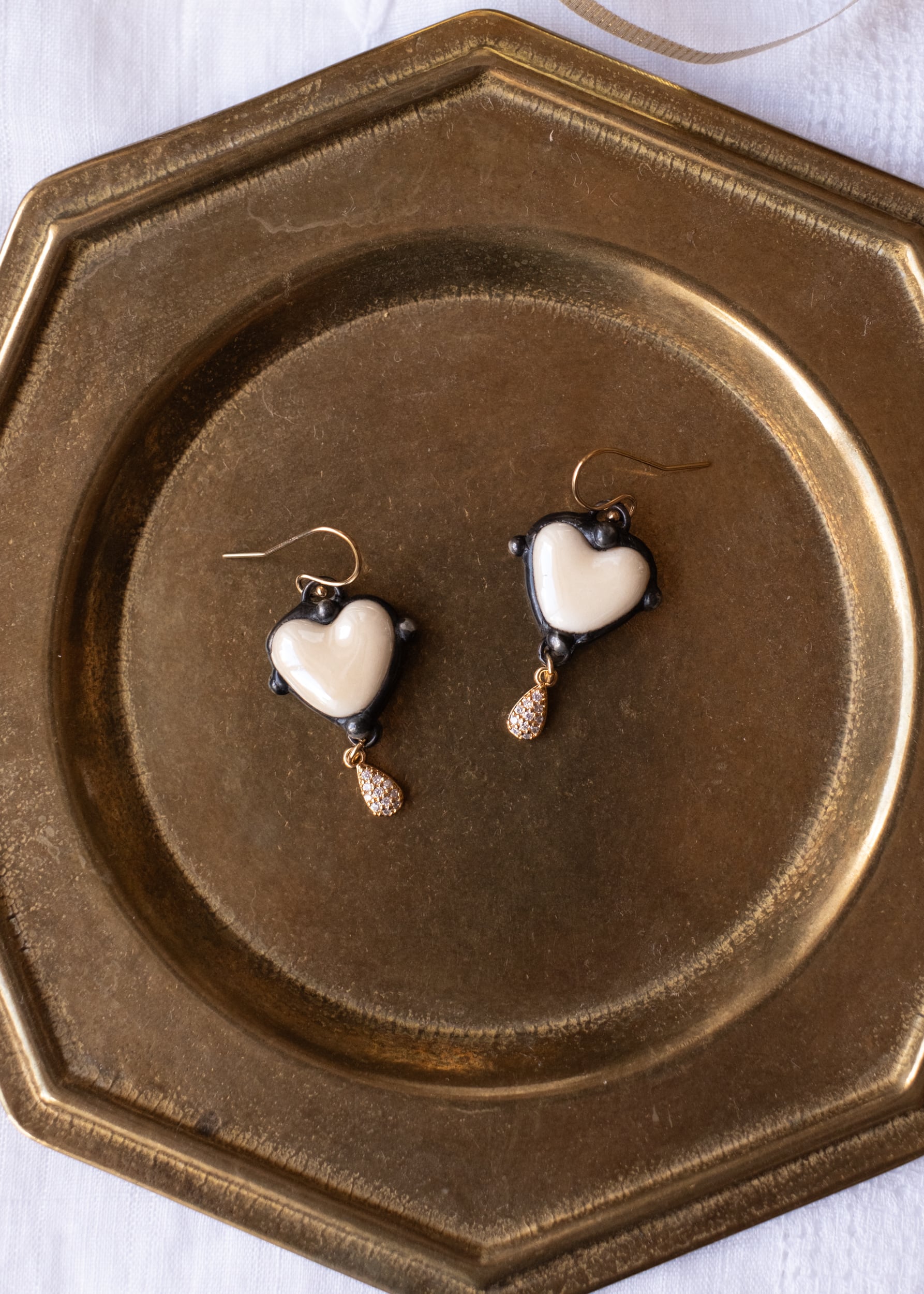 Cream Ceramic Heart Earrings by Atelier 363, photo a