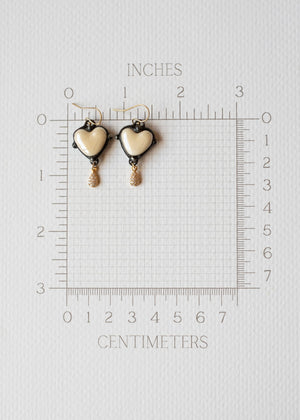 Cream Ceramic Heart Earrings by Atelier 363, photo e