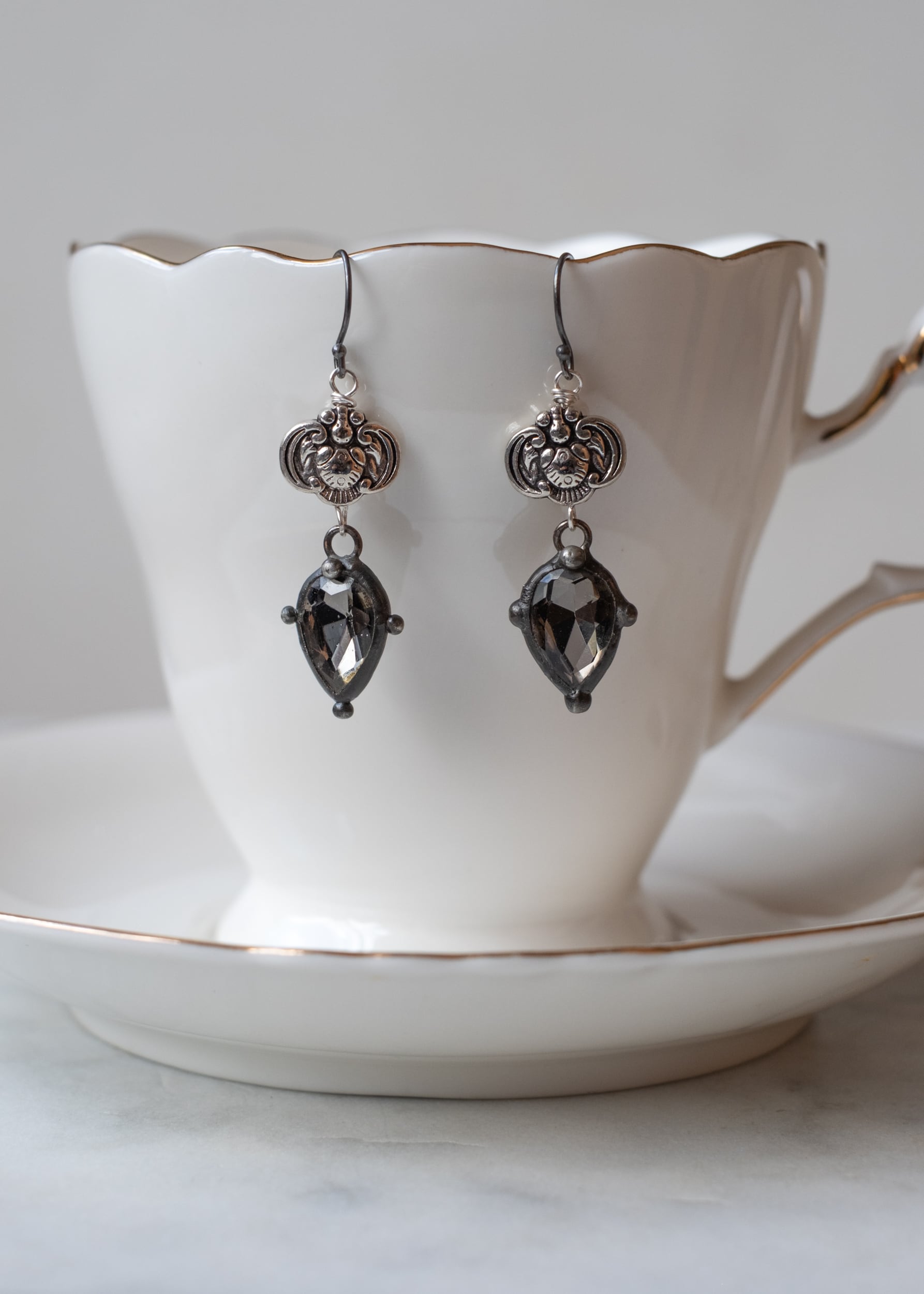 Graphite Crystal Drop Earrings by Atelier 363, photo d