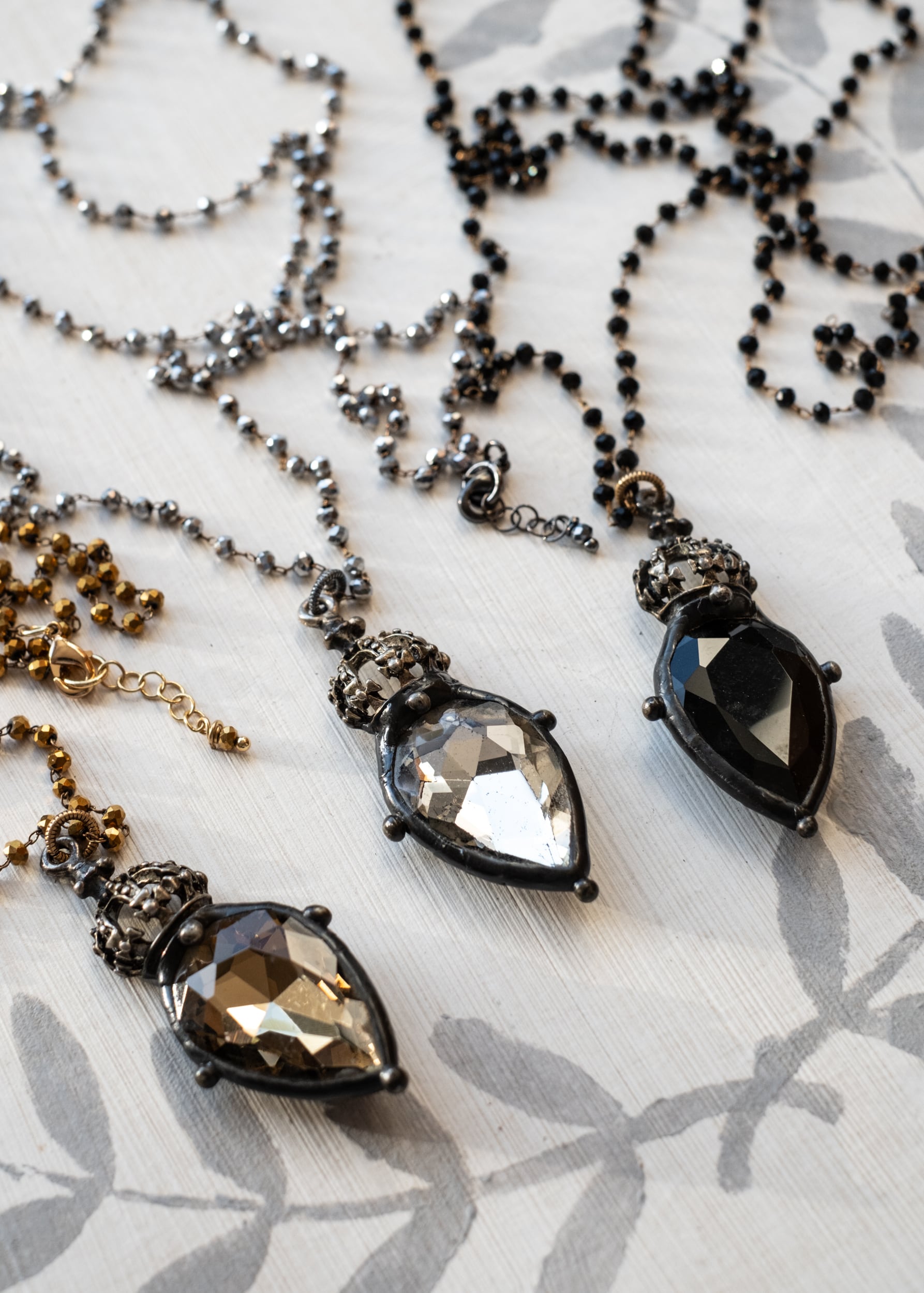 Crowned Radiance Crystal Necklace by Atelier 363, photo d