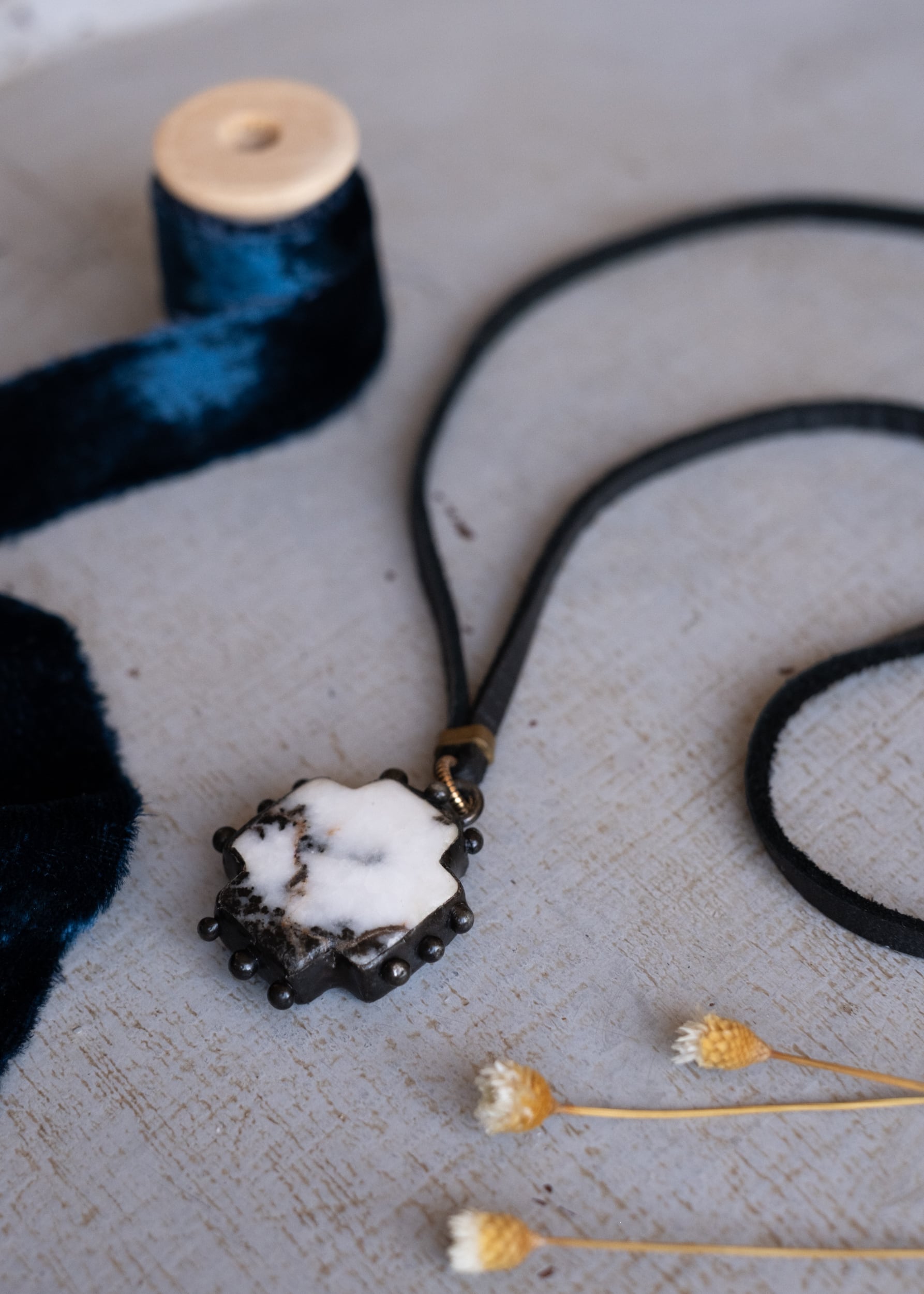 Vein of Earth Necklace by Atelier 363, photo b