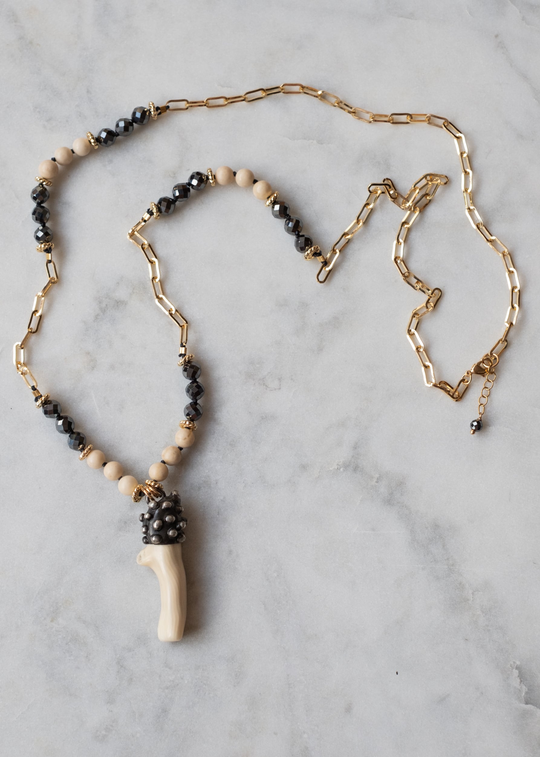 Ivory Coral Branch Necklace by Atelier 363, photo d