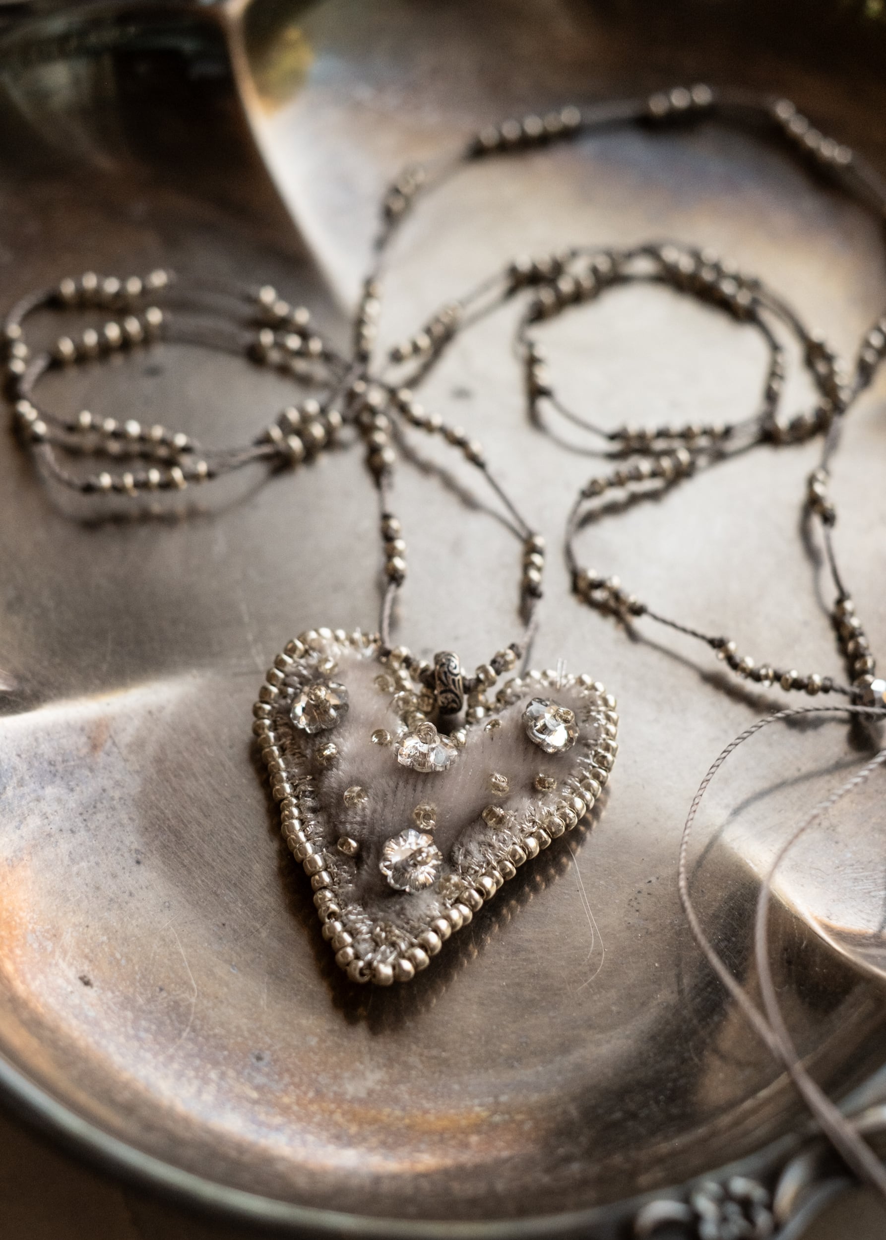 Silver Blossom Velvet Heart Necklace by Atelier 363, photo h
