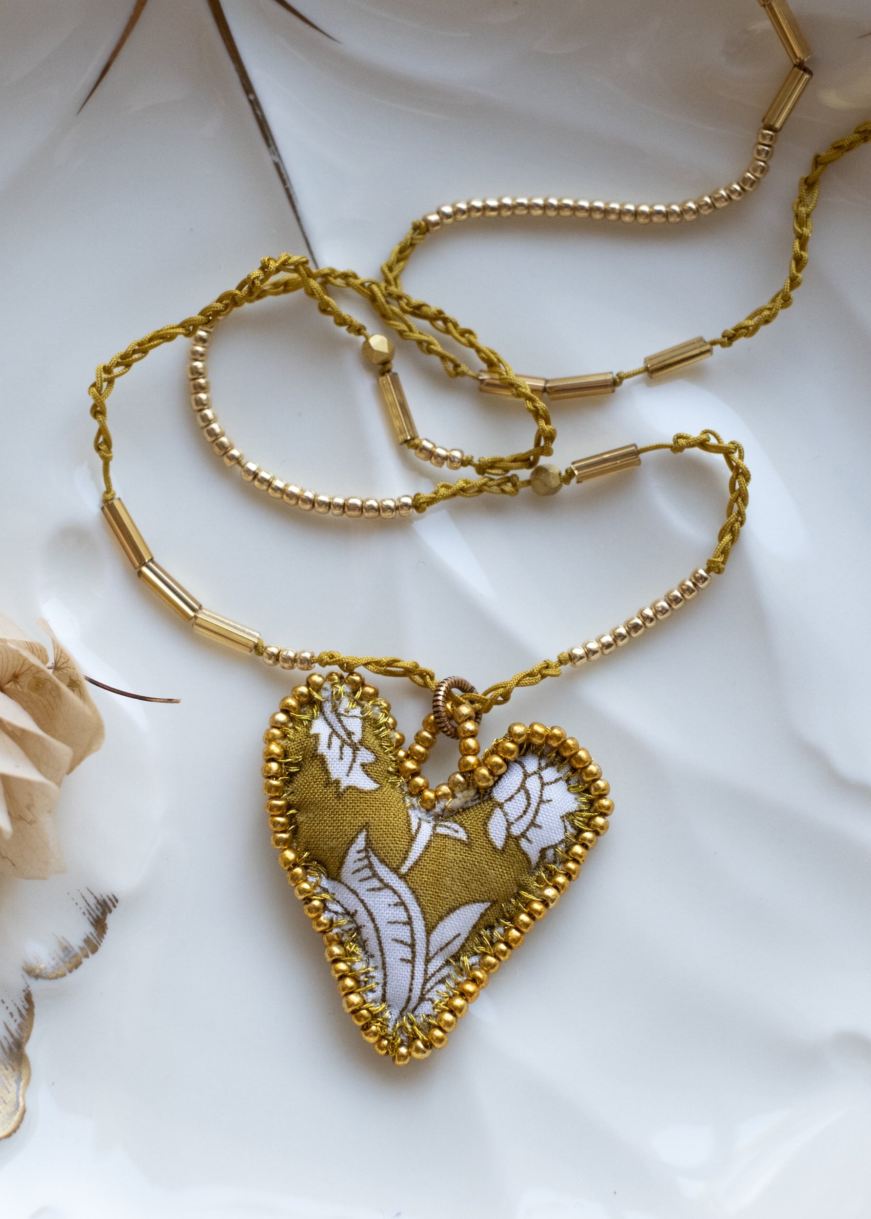 Mustard Bloom Fabric Heart Necklace by Atelier 363, photo d