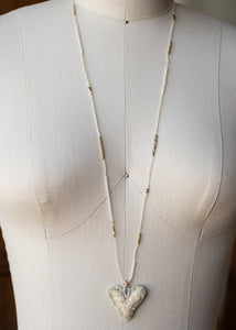 Pearl Cream Velvet Heart Necklace by Atelier 363, photo i