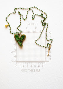 Emerald Eye Velvet Heart Necklace by Atelier 363, photo d
