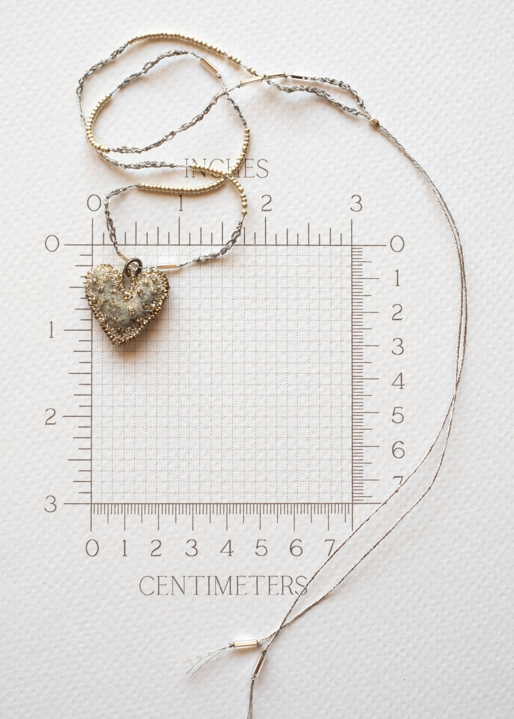 Petite Silver Gray Felt Heart Necklace by Atelier 363, photo d