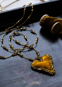 Deep Gold Velvet Heart Necklace by Atelier 363, photo d