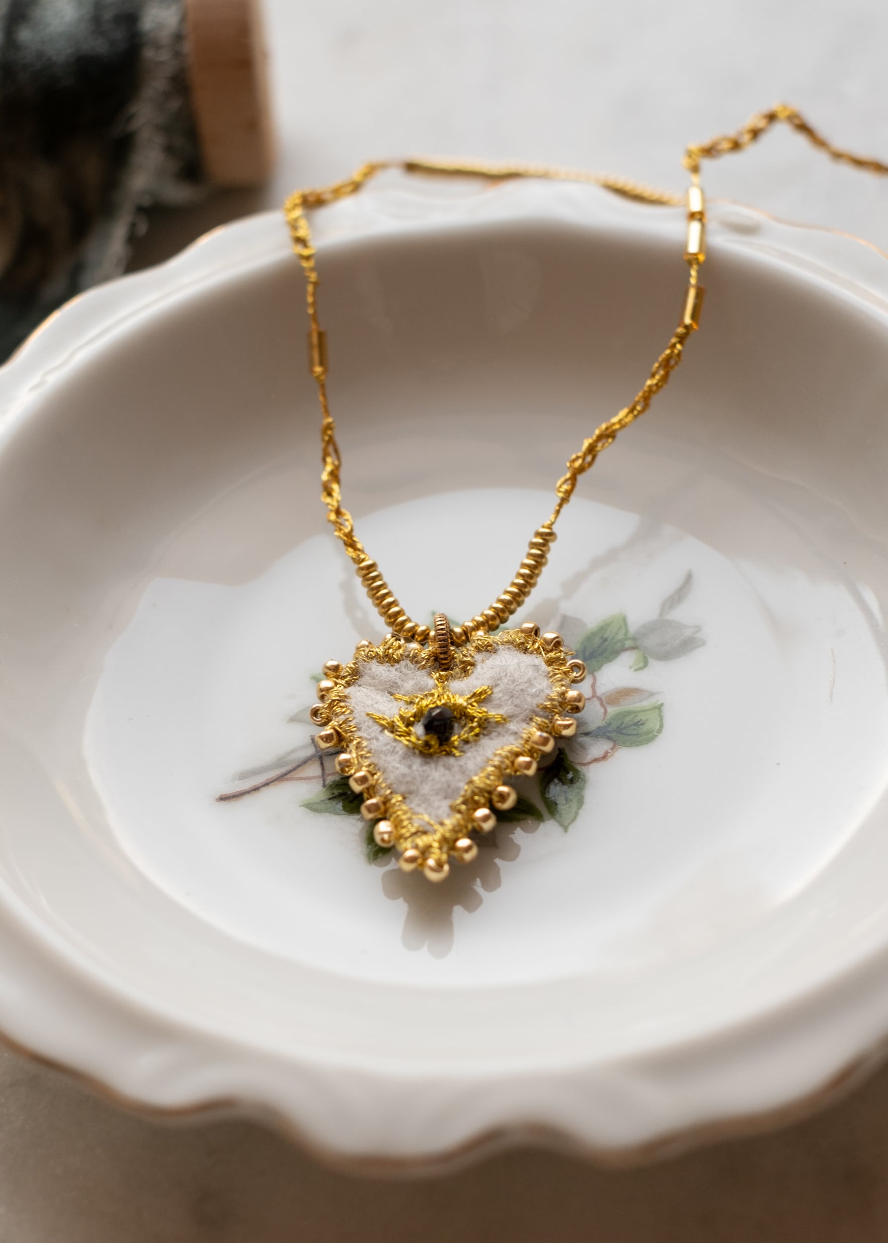 Golden Eye Felt Heart Necklace by Atelier 363, photo b