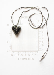 Petite Charcoal Felt Heart Necklace by Atelier 363, photo d