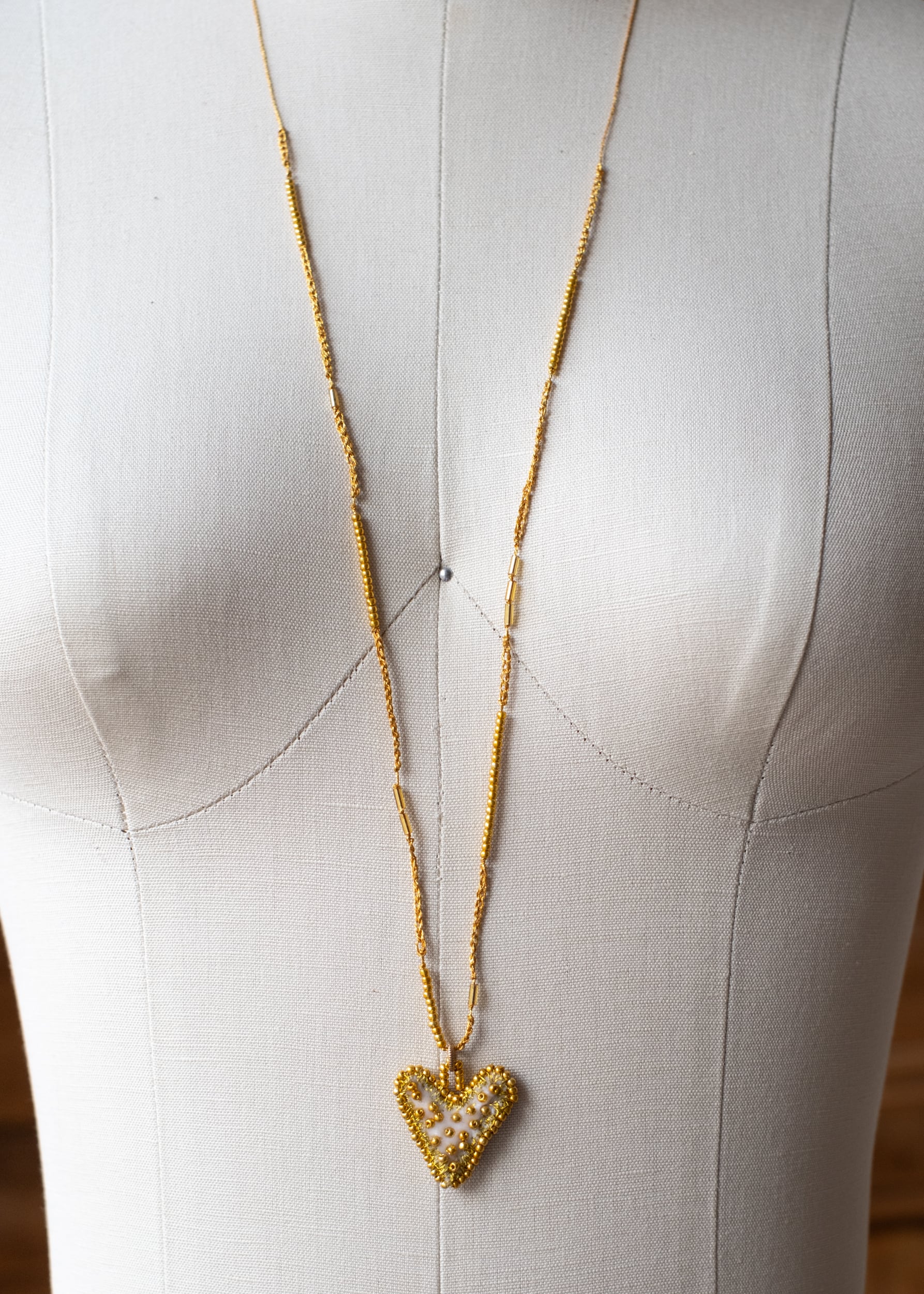 Petite Cream and Gold Velvet Heart Necklace by Atelier 363, photo h