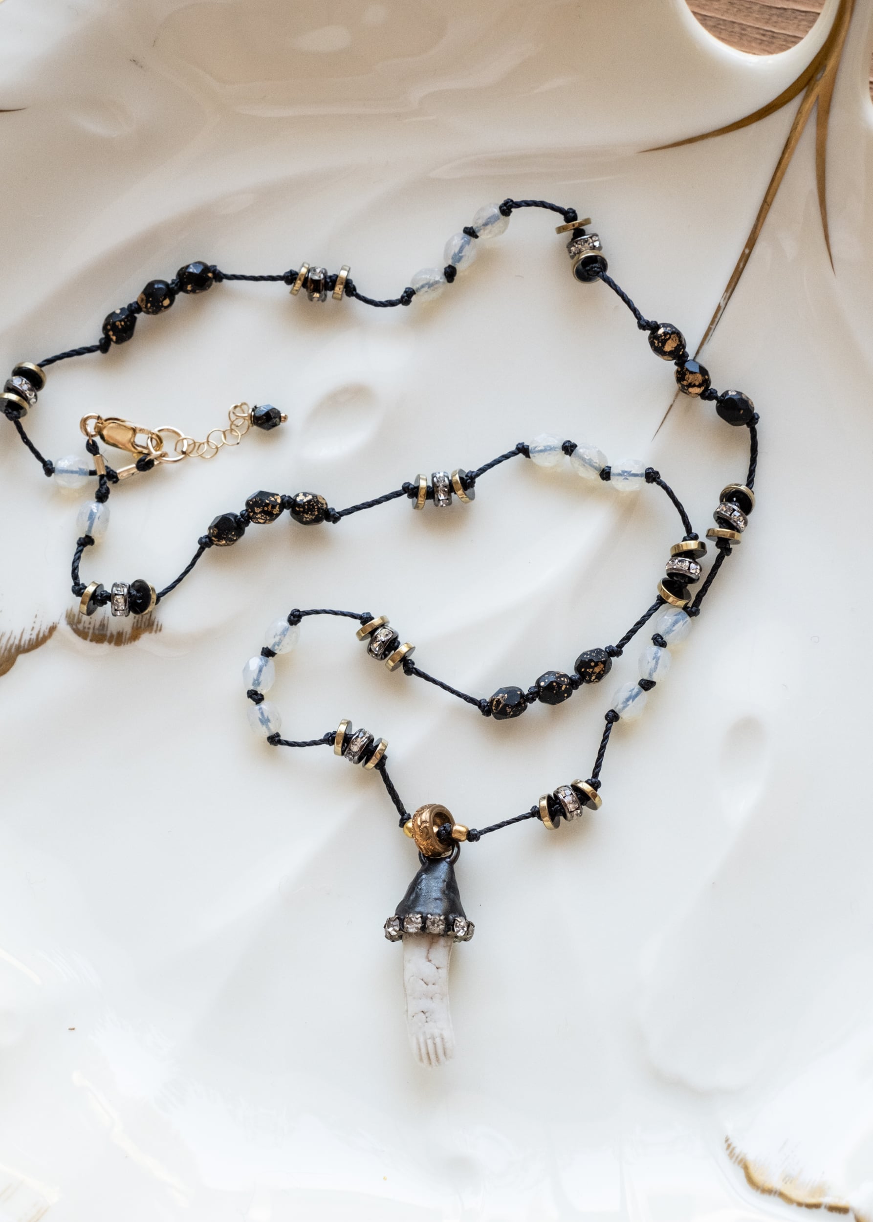 Bisque Hand Talisman Necklace by Atelier 363, photo d