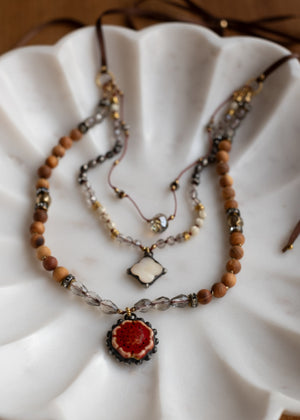 Scarlet Blossom Three Tier Necklace by Atelier 363, photo d
