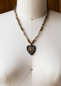 Meditation Heart Amulet Necklace by Atelier 363, photo d