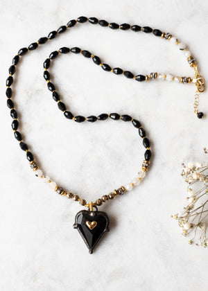 Midnight Crystal Heart Necklace by Atelier 363, photo d