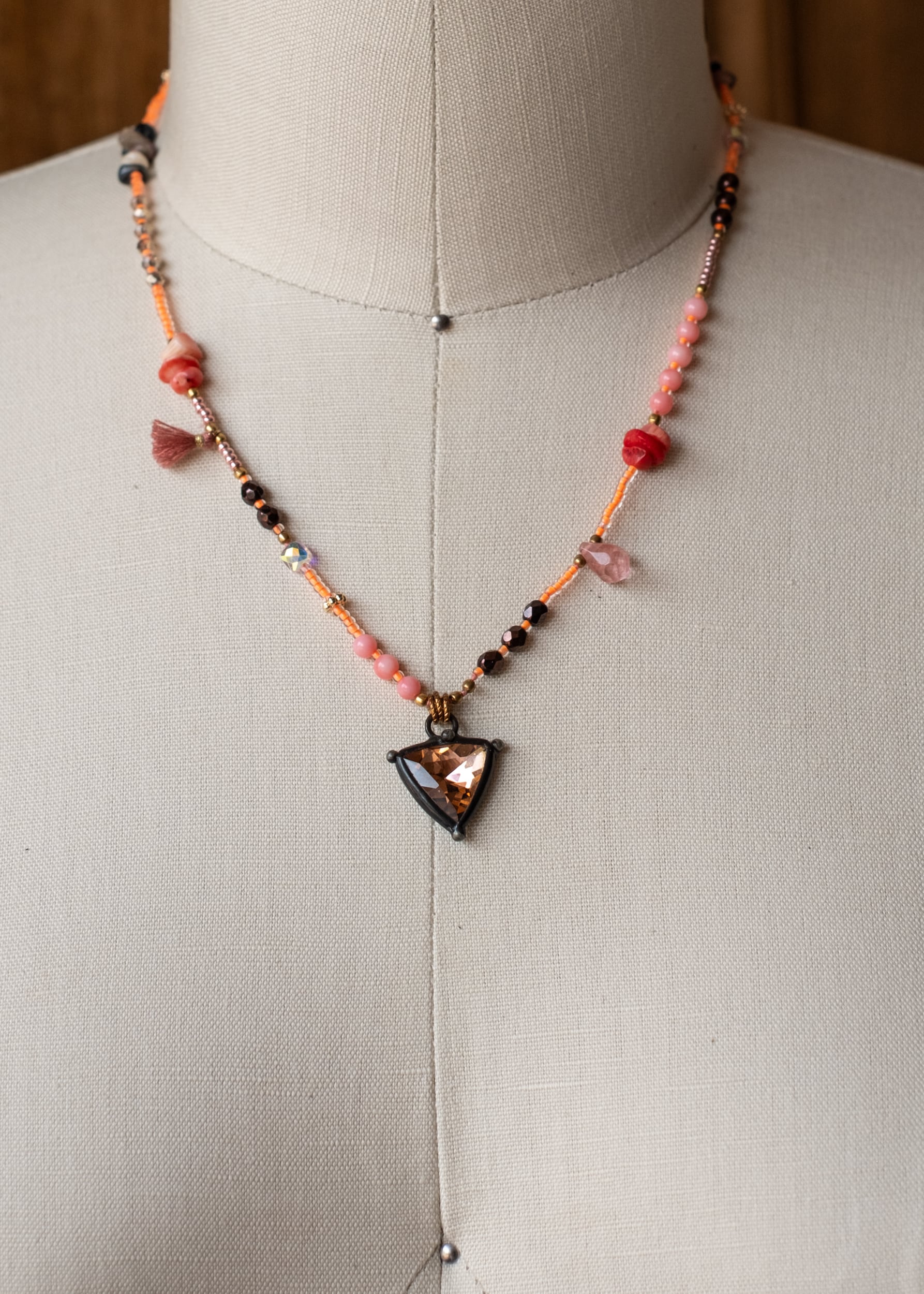 Sunset Shield Crystal Necklace by Atelier 363, photo d