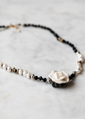 Ivory Rose Choker Necklace by Atelier 363, photo d