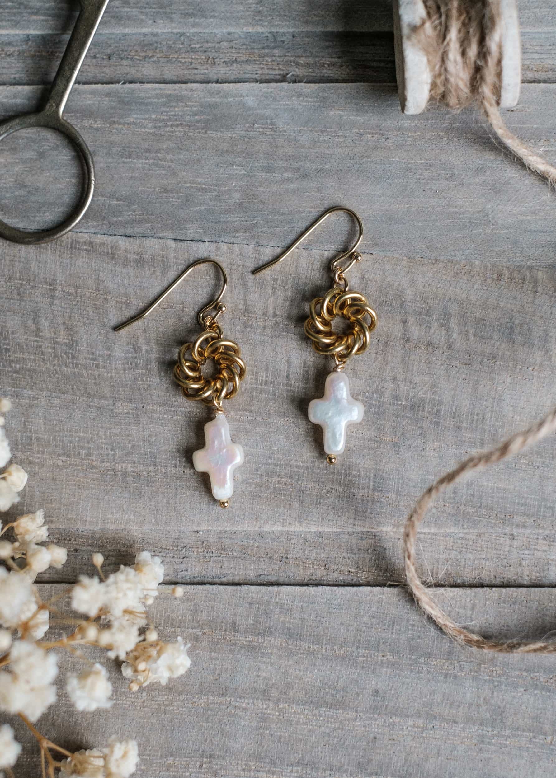 Angel's Whisper Earrings by Atelier 363, photo b