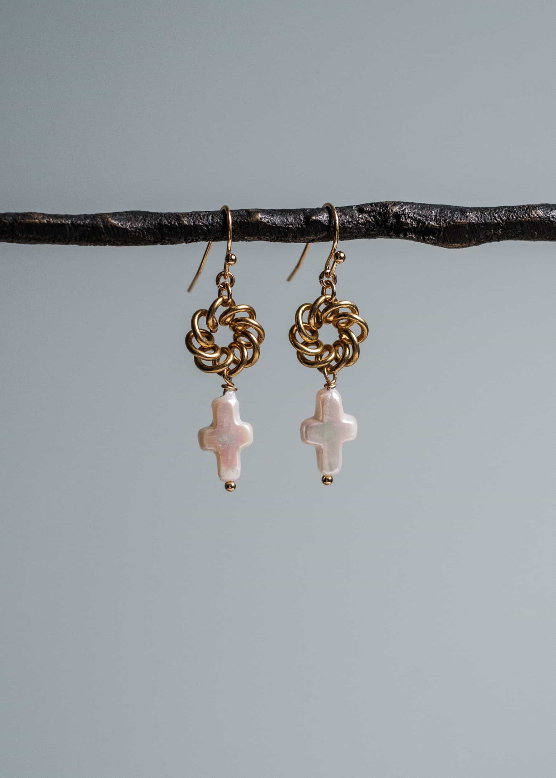 Angel's Whisper Earrings by Atelier 363, photo d