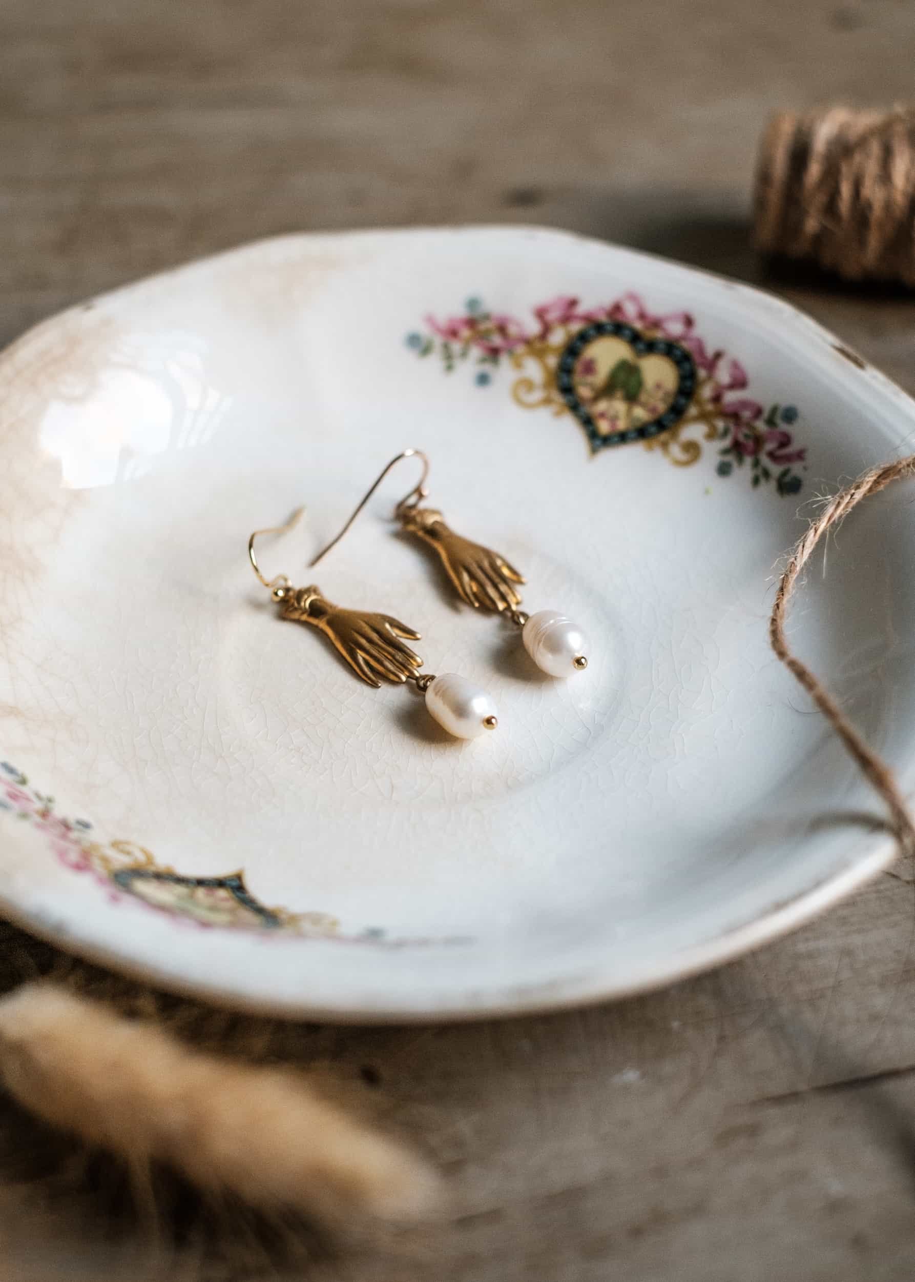 Hand of Gold Earrings by Atelier 363, photo c
