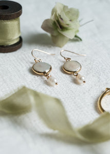 Pearl Coin Earrings by Atelier 363, photo c