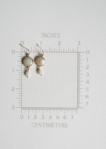 Pearl Coin Earrings by Atelier 363, photo e