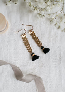 Fishbone Chain Tassel Earrings by Atelier 363, photo d