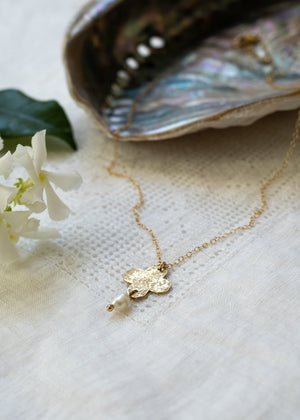 Clover Field Necklace